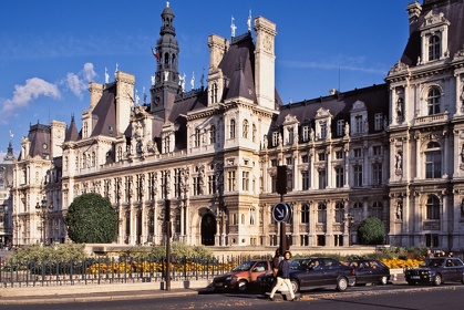 FRA75-0515-Chatelet Hotel de Ville